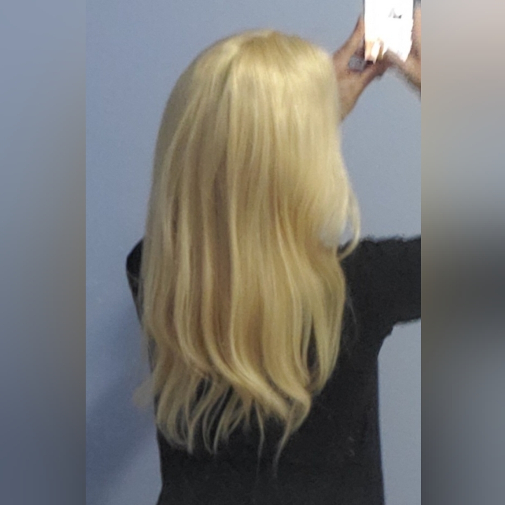 22" blonde wig